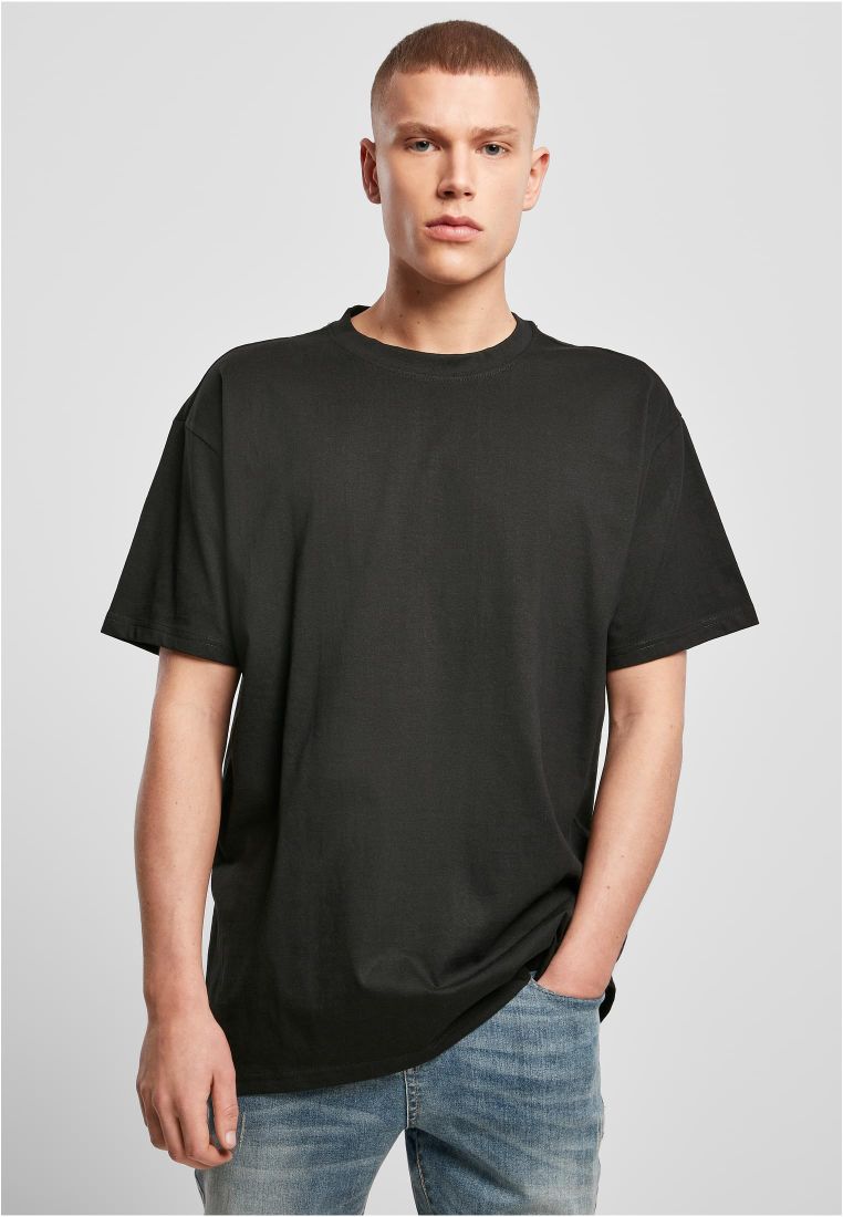 T-shirt oversize heavy porté — vue de face