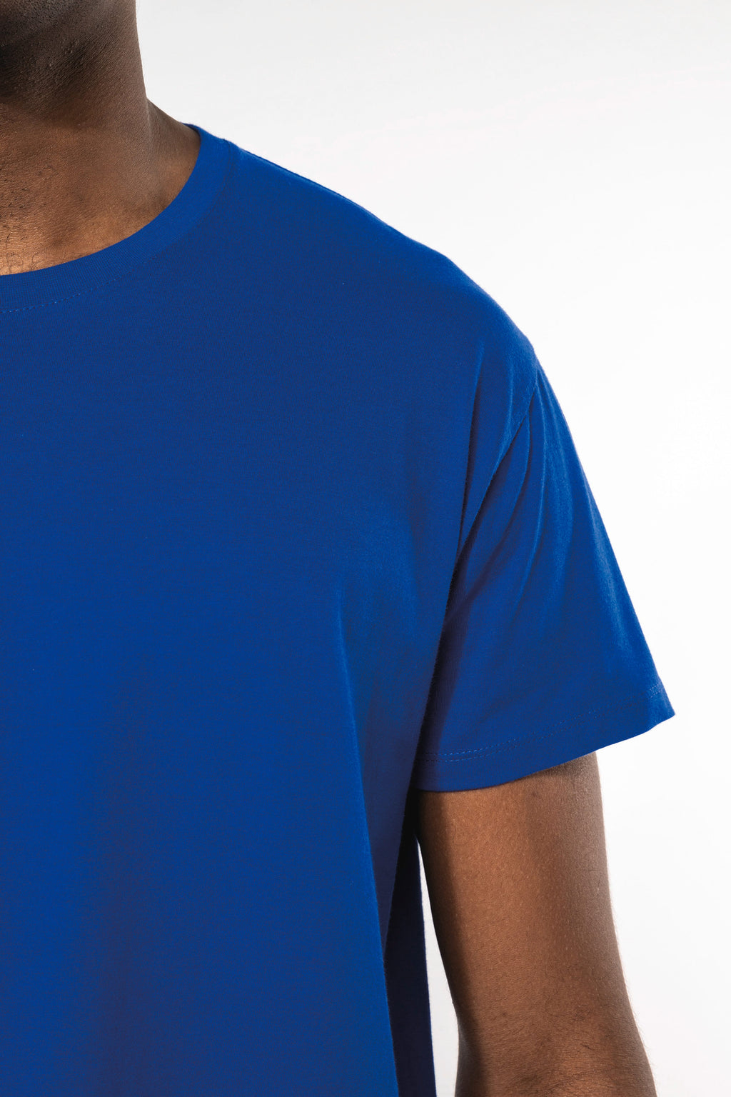 T-shirt bio 150 homme personnalisable porté — vue 6