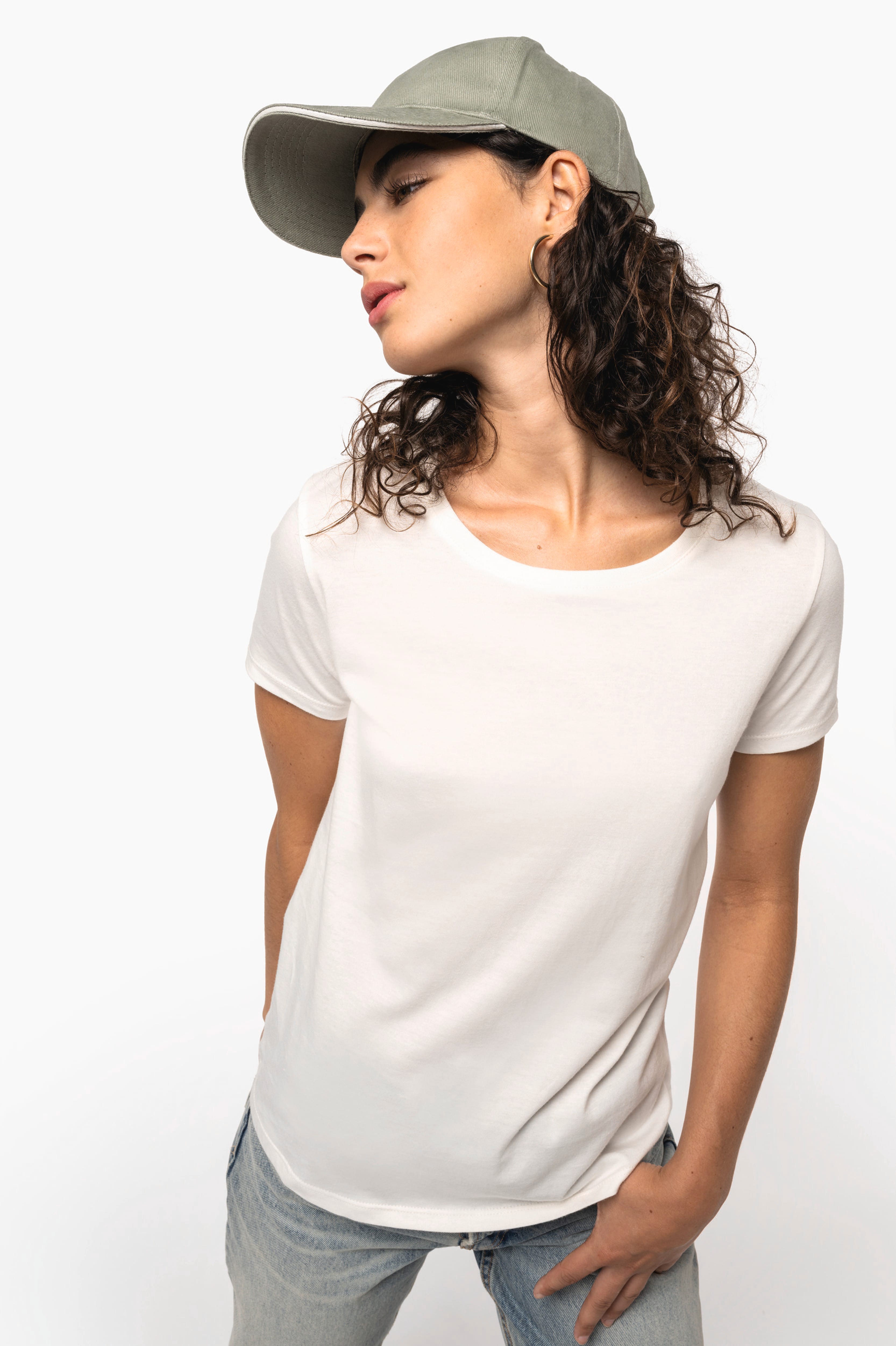 T-shirt bio 190 femme personnalisable porté, vue de face