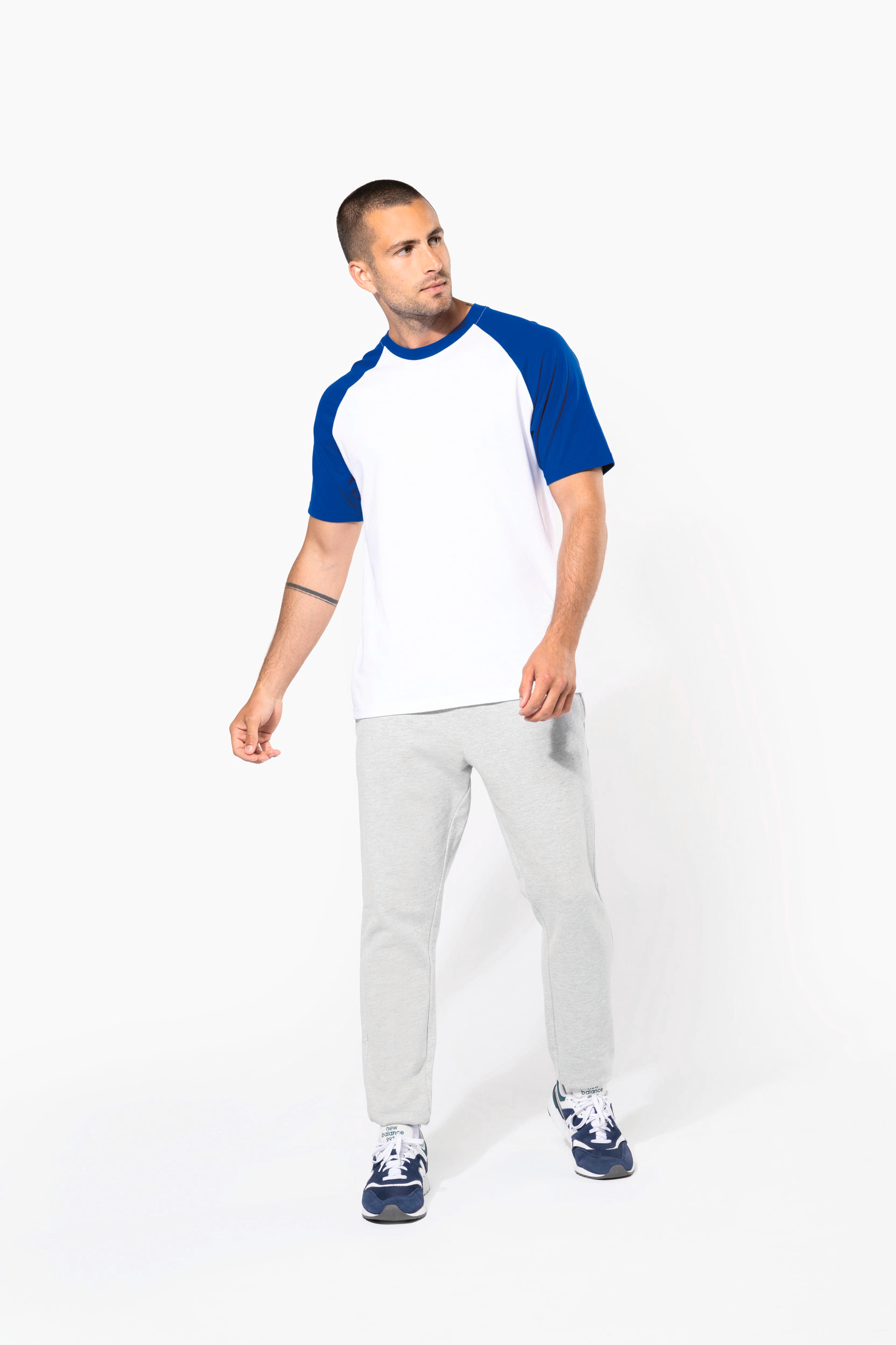 T-shirt baseball bicolore porté 4