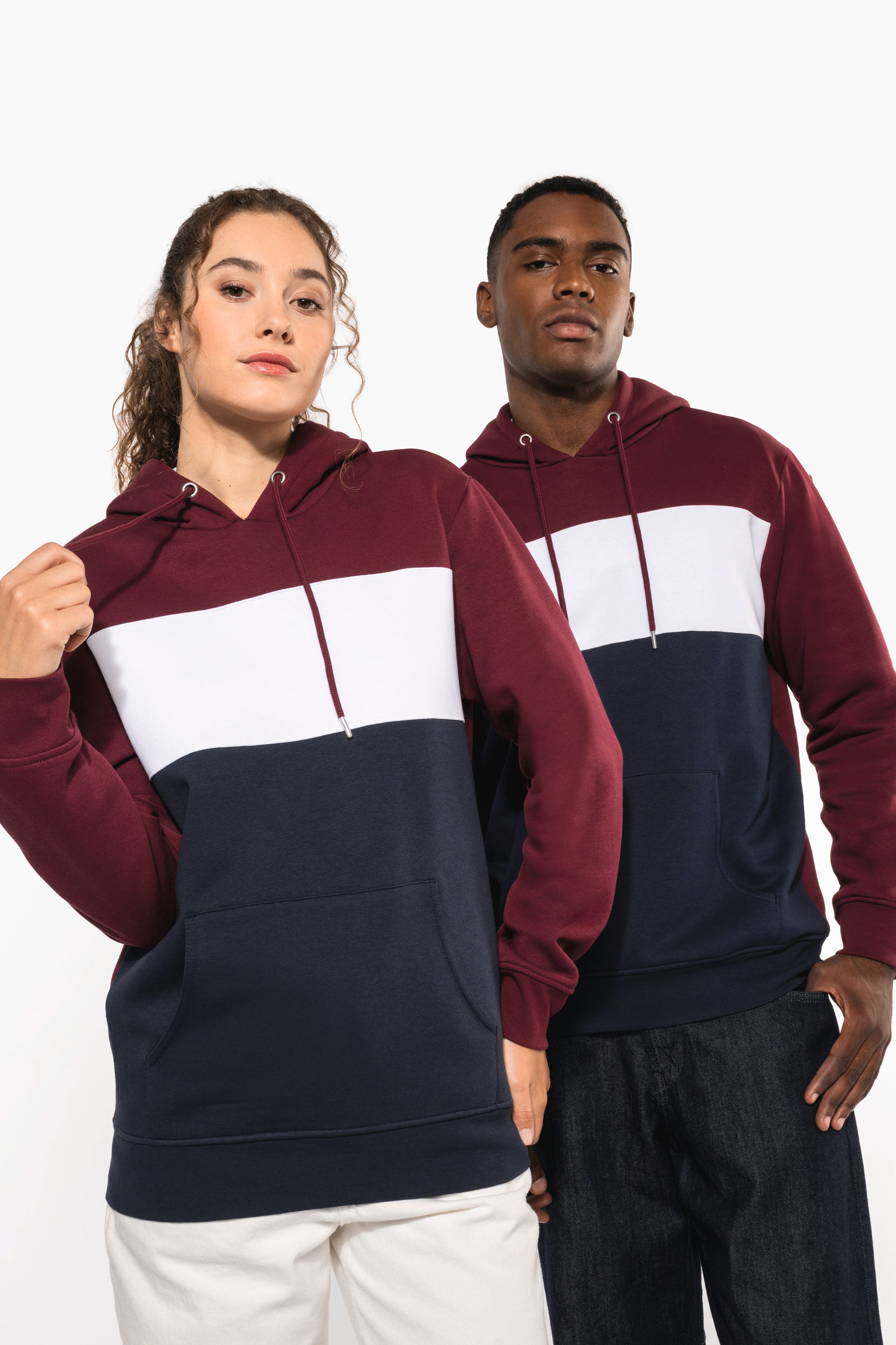 Hoodie tricolore unisexe porte - visuel 8