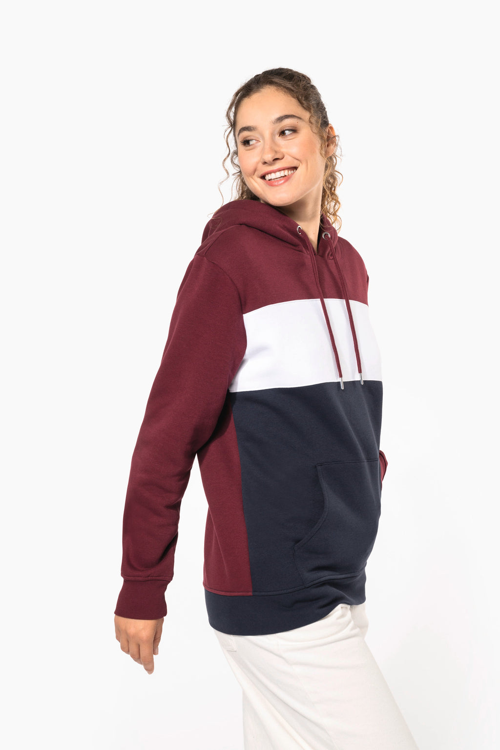 Hoodie tricolore unisexe porte - visuel 13