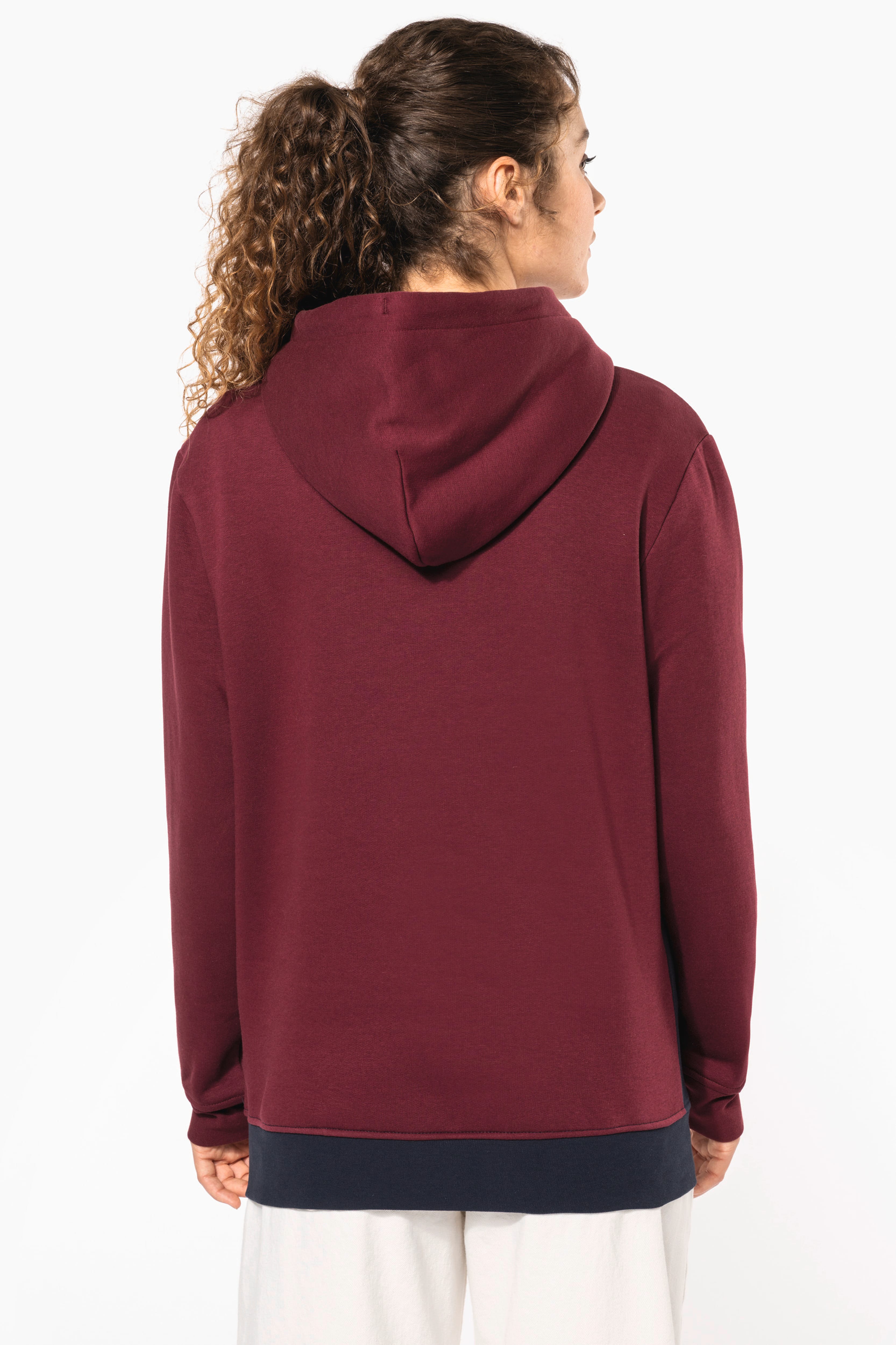Hoodie tricolore unisexe porte - visuel 16