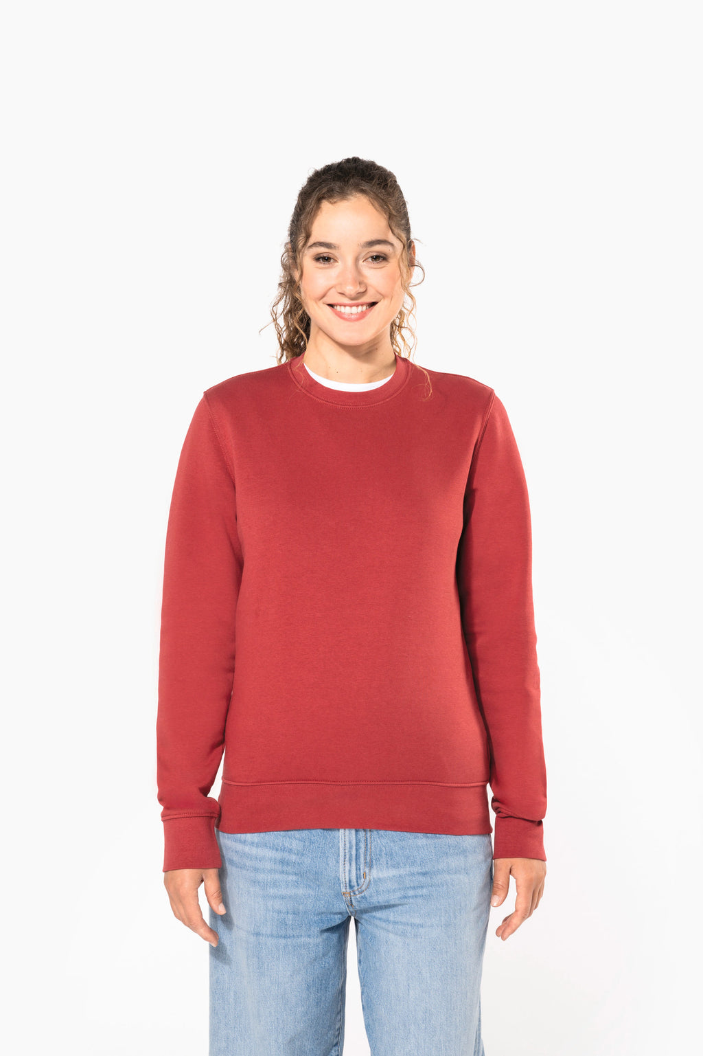 Sweatshirt col rond unisexe porté — visuel 11