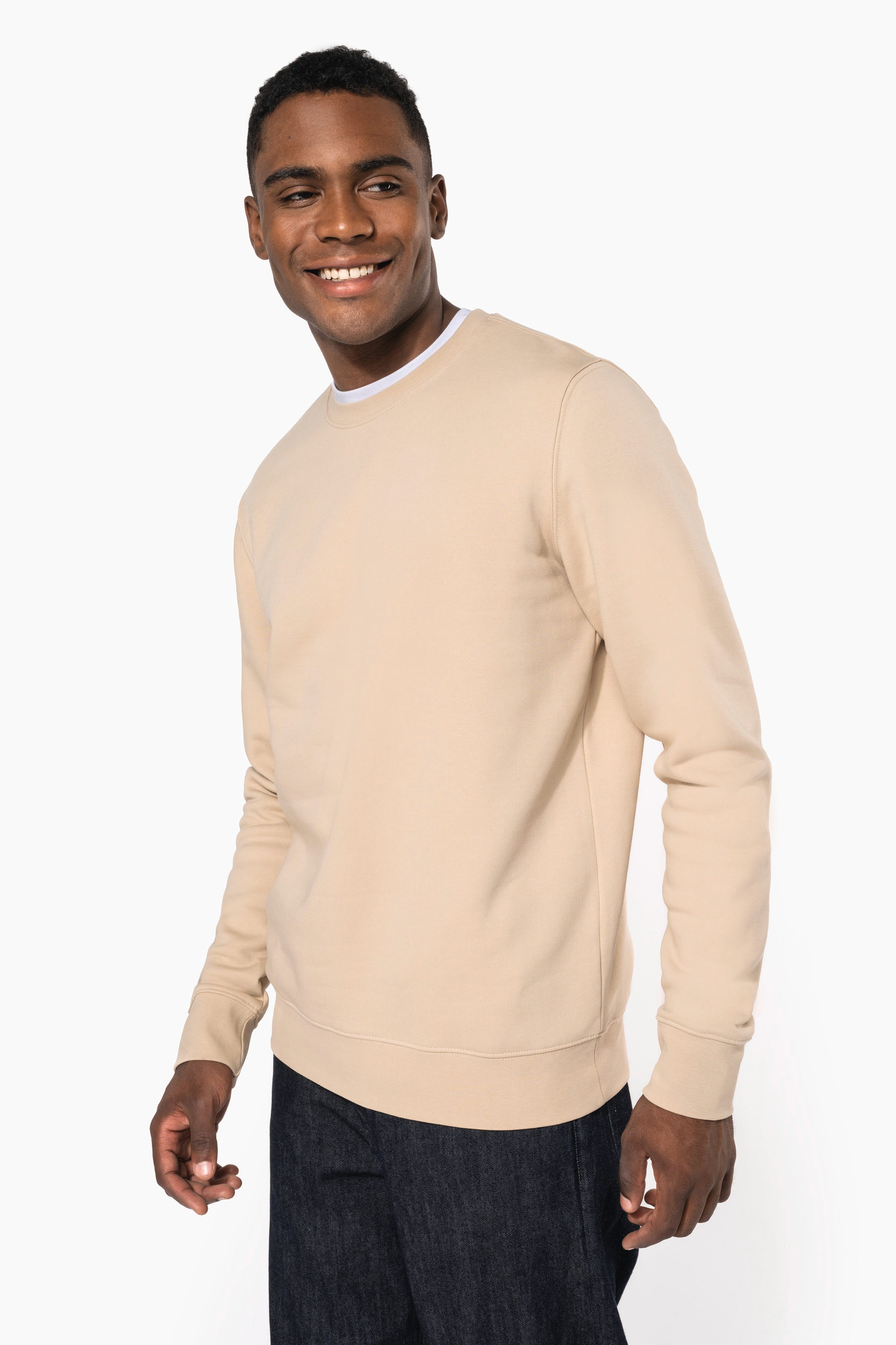 Sweatshirt col rond unisexe porté — visuel 9