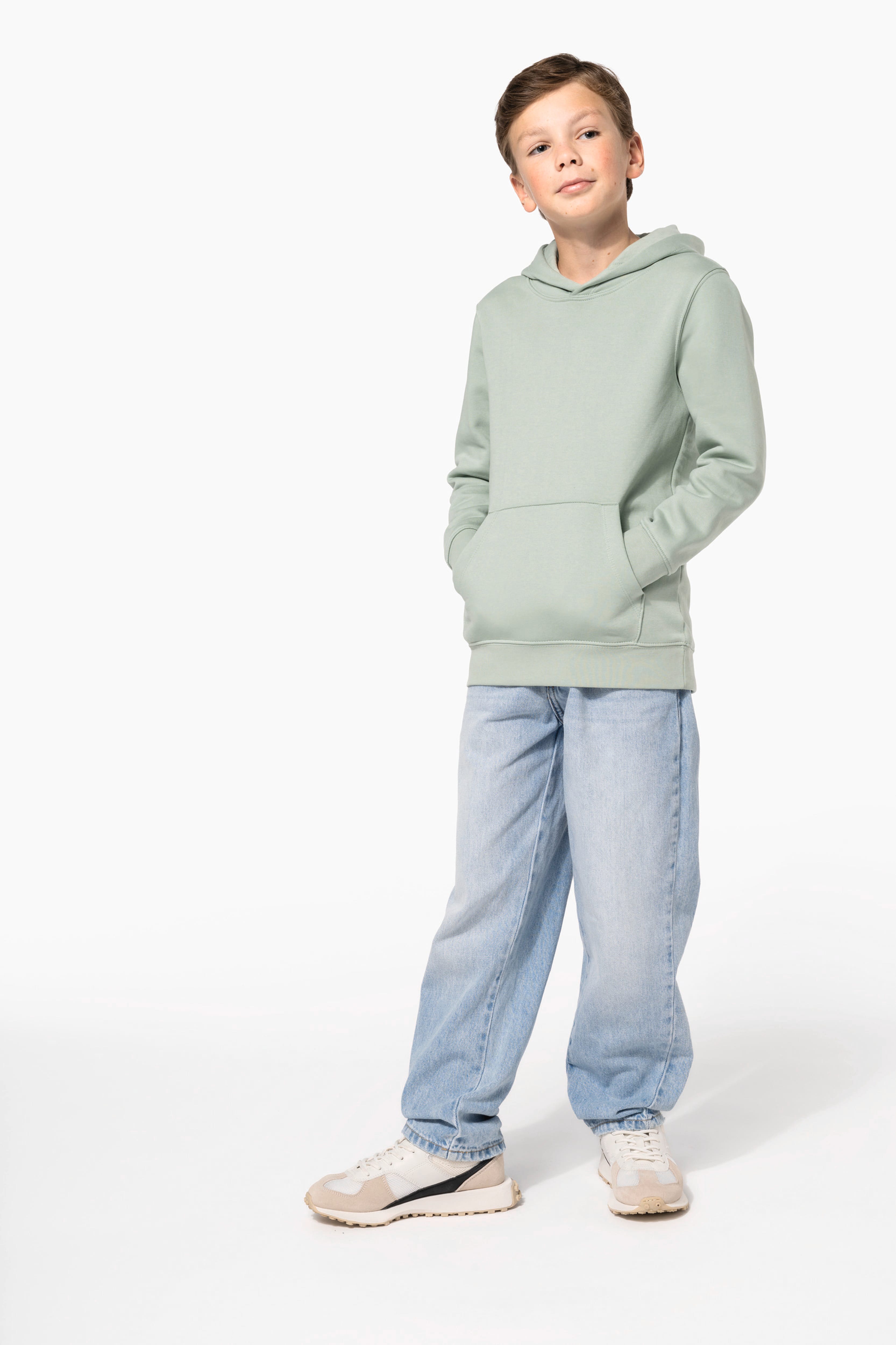 Sweat à capuche coton bio enfant — visuel porté 7