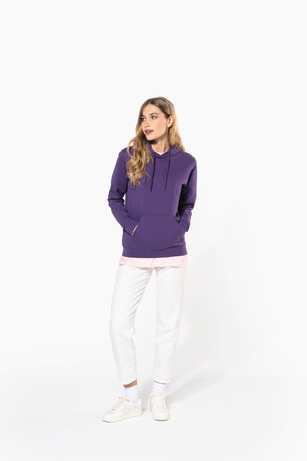 Hoodie femme personnalisable — visuel porté 5