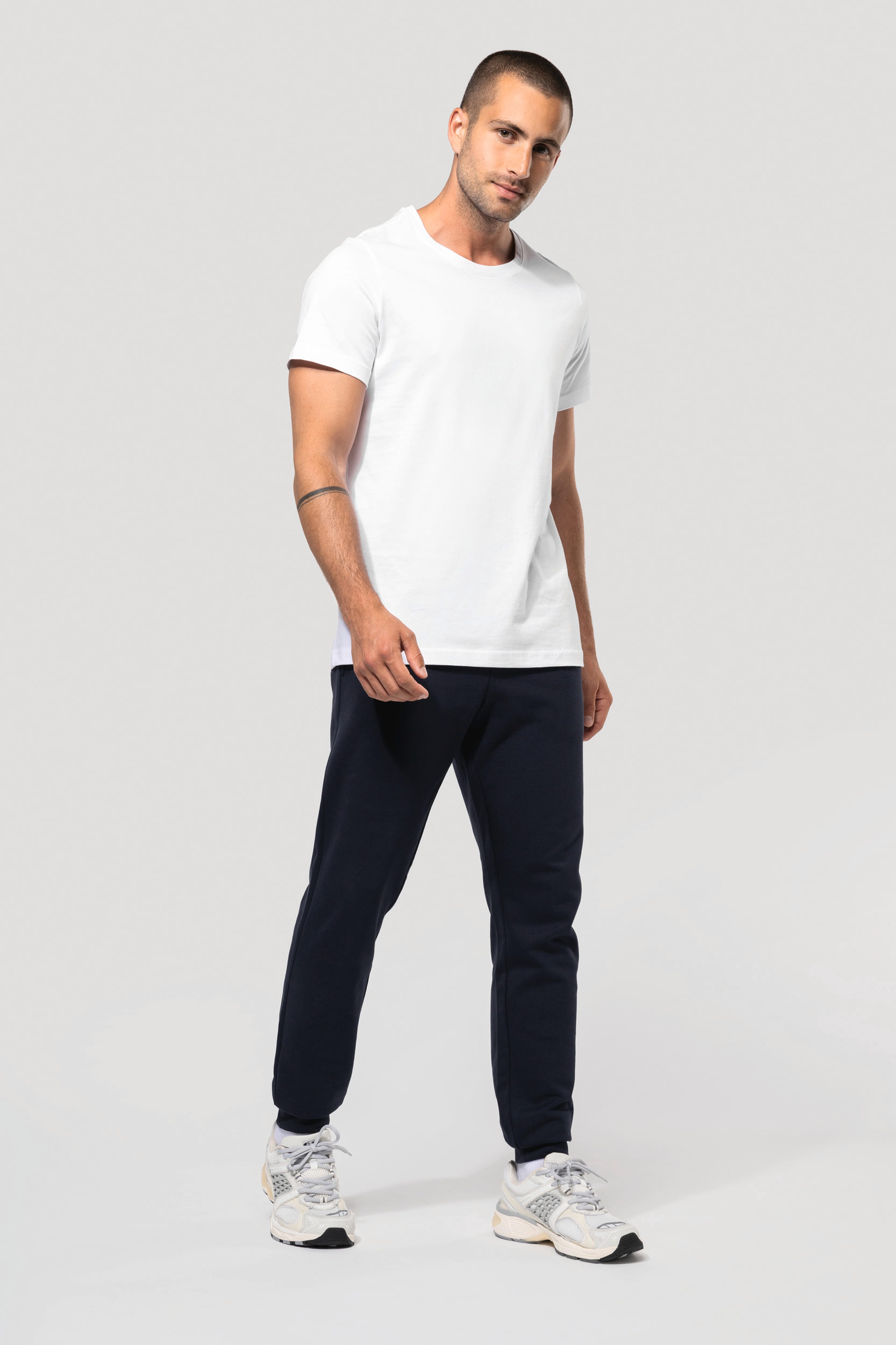 Pantalon molleton unisexe porté — visuel 4