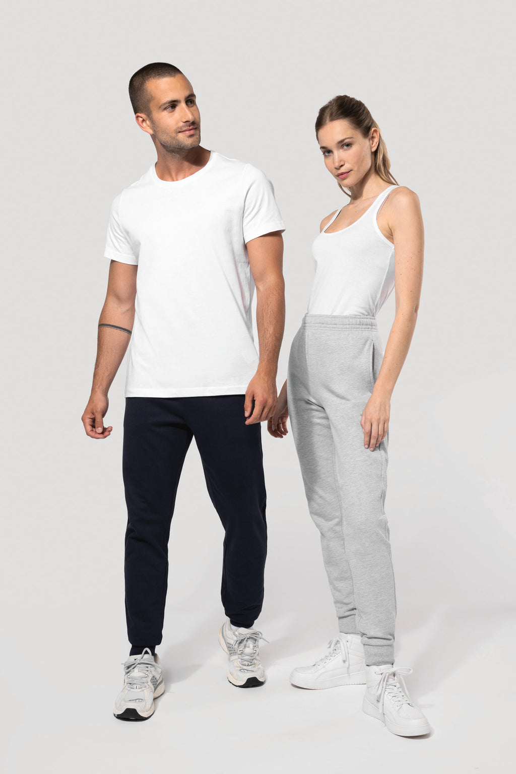 Pantalon molleton unisexe porté — visuel 9