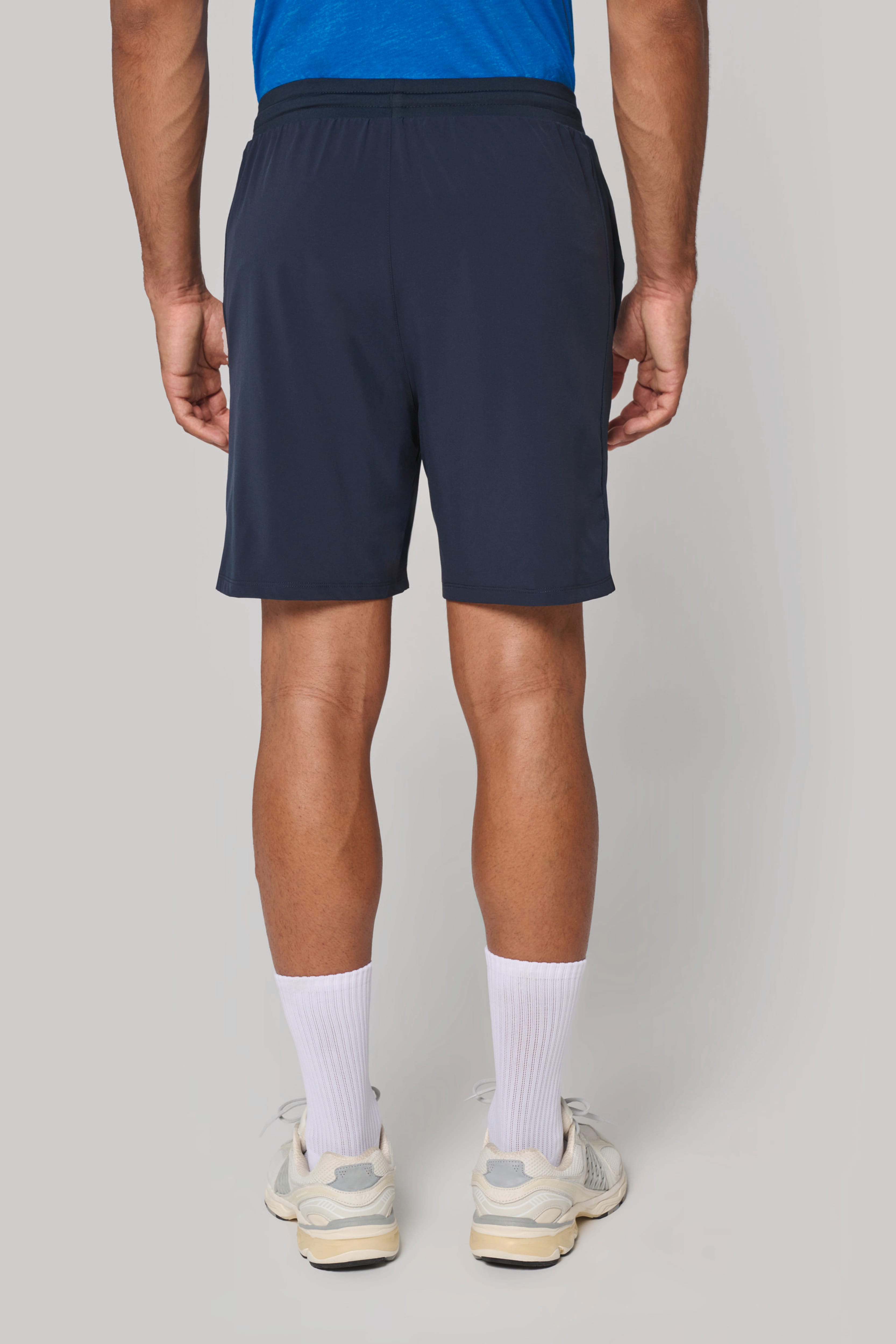 Short 2 en 1 écoresponsable homme porté