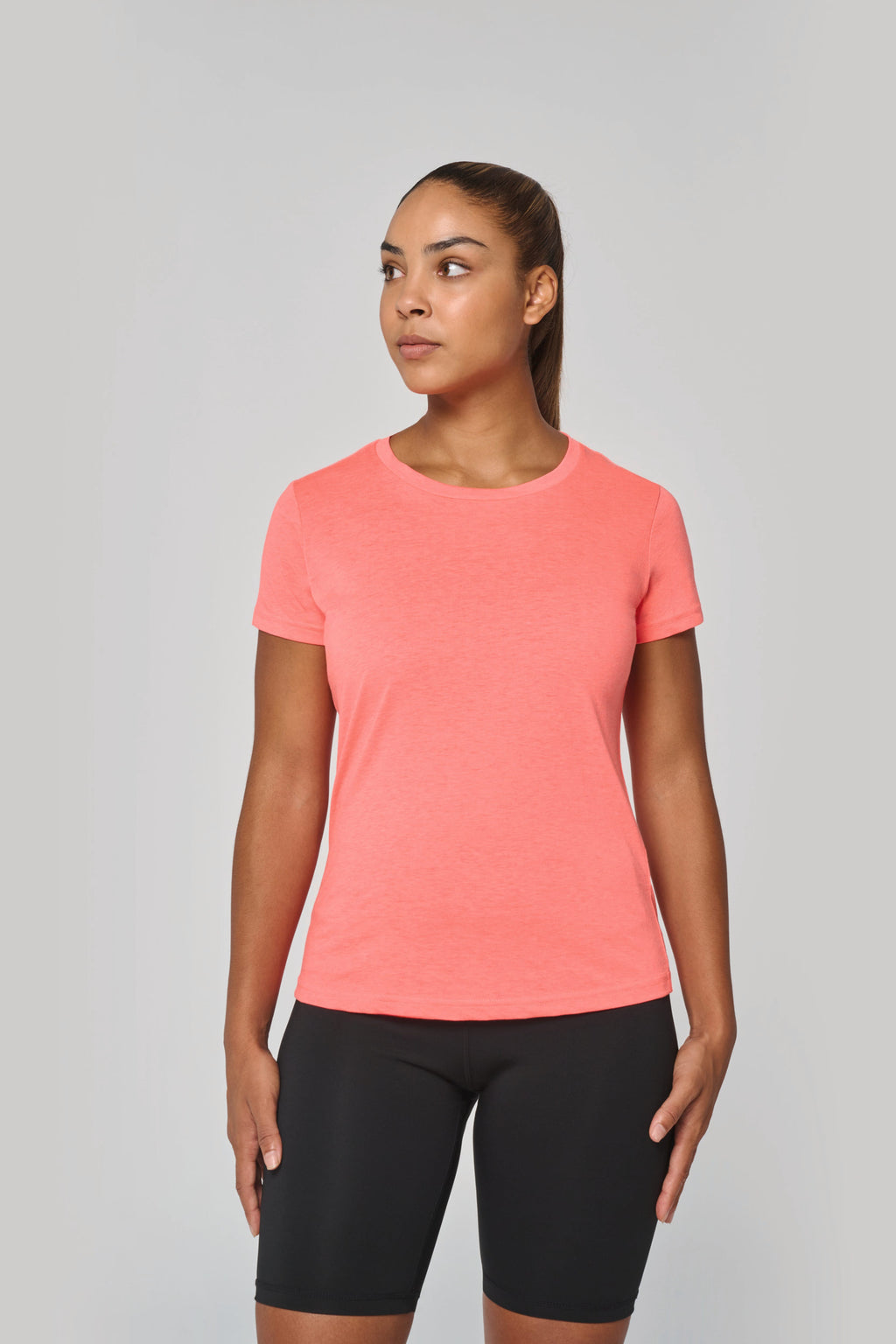 T-shirt triblend femme porté — vue de face